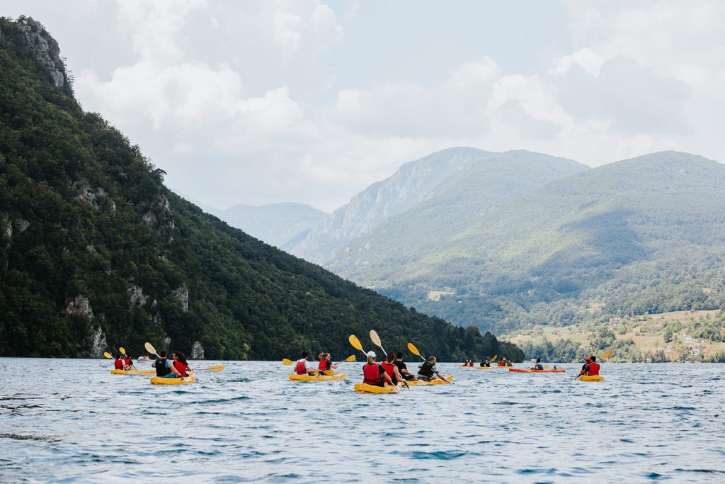 Sixsentix 10Th Anniversary Article Teambuilding